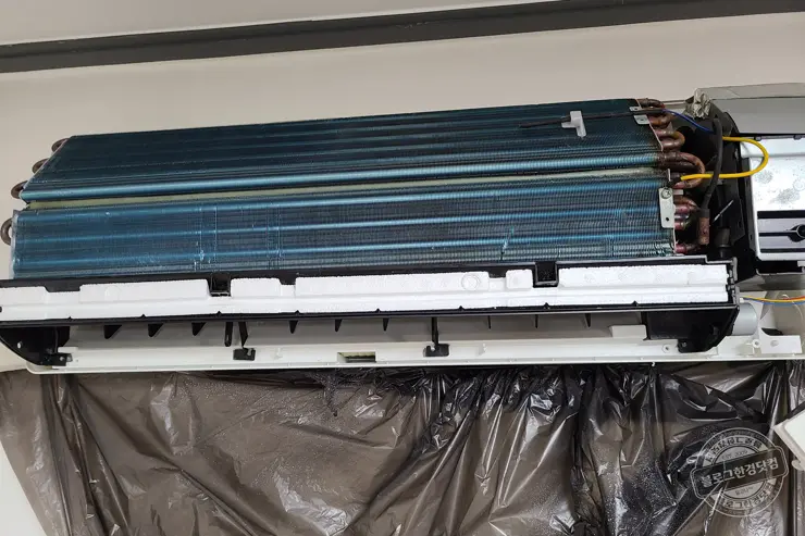 위니아 벽결이 에어컨 셀프 청소 블로워까지 곰팡이 제거  10만원 아낌