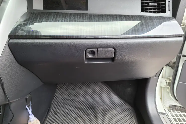 SM7 뉴아트 에어컨필터 셀프 교체 (Bosch S 4341)