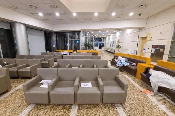 삼성서울병원 암병원 중환자실 보호자 가족 대기실