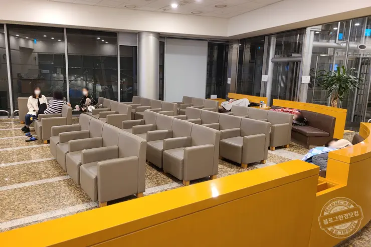 삼성서울병원 암병원 중환자실 보호자 가족 대기실