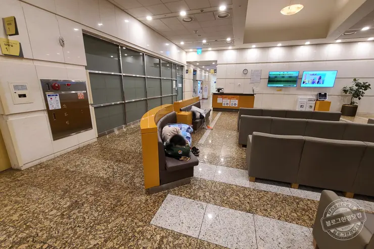 삼성서울병원 암병원 중환자실 보호자 가족 대기실