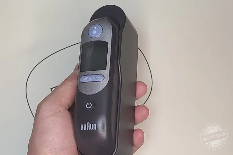 브라운 귀체온계 IRT6520B 사용 방법