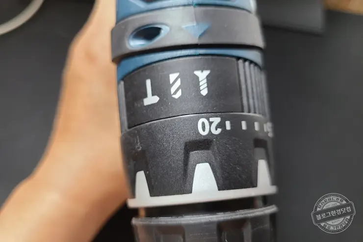 보쉬 BOSCH 12V 울트라 컴팩트 해머 전동 드릴(Bosch PS130-2A) 기능 설명 및 사용 방법