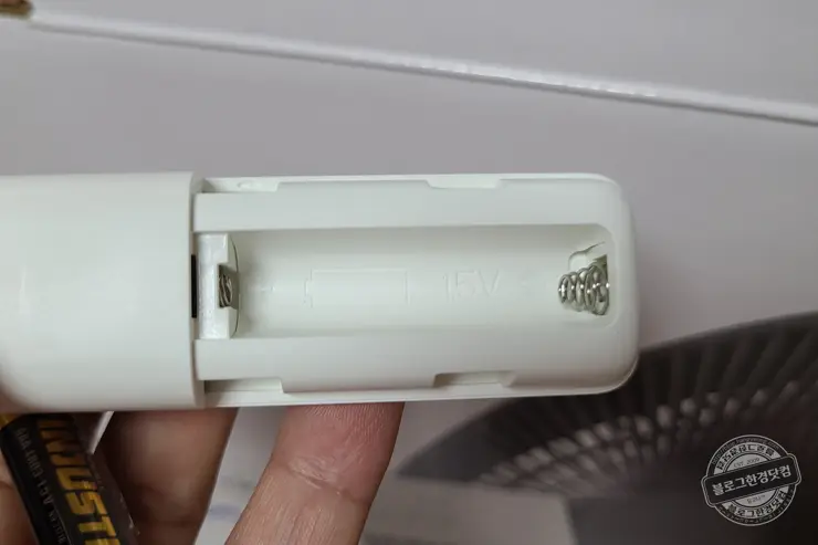 드림메이커 Feel Fan Plus BLDC 모터 WIFI 리모콘 무선 선풍기(DM-FAN02-W-T) 내돈내산 언박싱 리뷰