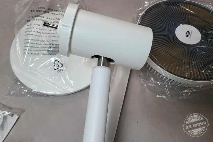 드림메이커 Feel Fan Plus BLDC 모터 WIFI 리모콘 무선 선풍기(DM-FAN02-W-T) 내돈내산 언박싱 리뷰