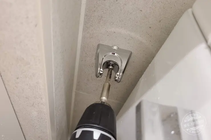 화장실 변기 청소샤워기 핸드비데 설치 DIY 내돈내산