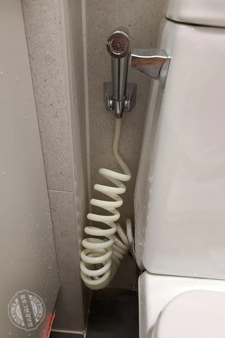 화장실 변기 청소샤워기 핸드비데 설치 DIY 내돈내산