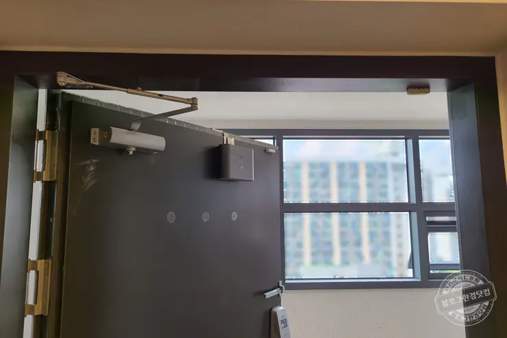 ADT 캡스홈 도어가드 가정용 현관문 CCTV 이전설치 기기 무료 변경 (6개월 무료 체험 이벤트)