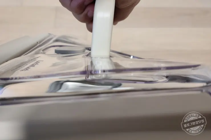 소비자고발 식기세척기 사용 못하는 ‘락ㅇ락 숨쉬는 스텐 김치통’