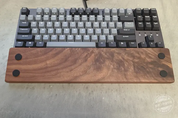 호두나무 원목 키보드 팜레스트(손목받침대)와 Aviator 코일 USB 케이블 알리익스프레스 구매 후기 내돈내산