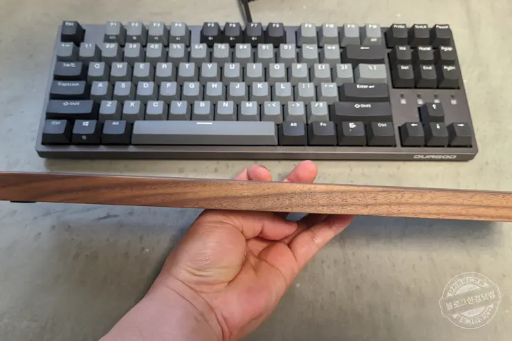 호두나무 원목 키보드 팜레스트(손목받침대)와 Aviator 코일 USB 케이블 알리익스프레스 구매 후기 내돈내산