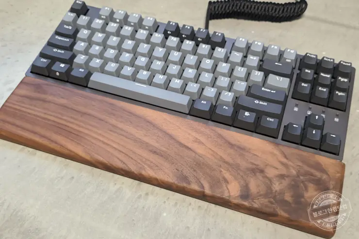 호두나무 원목 키보드 팜레스트(손목받침대)와 Aviator 코일 USB 케이블 알리익스프레스 구매 후기 내돈내산