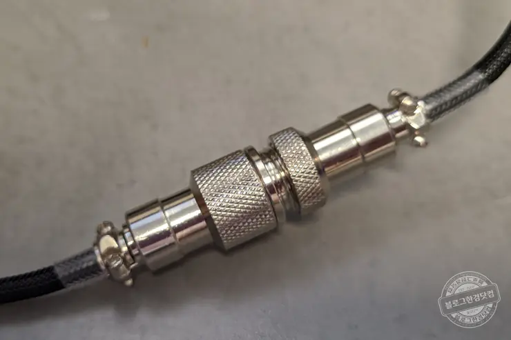 호두나무 원목 키보드 팜레스트(손목받침대)와 Aviator 코일 USB 케이블 알리익스프레스 구매 후기 내돈내산