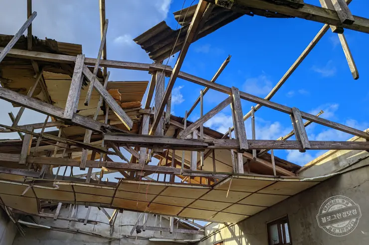 충남 보령 여행 가볼만한 명소 원산도, 충청수영성, 화암서원, 천북 청보리밭 폐목장