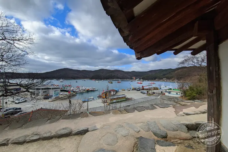 충남 보령 여행 가볼만한 명소 원산도, 충청수영성, 화암서원, 천북 청보리밭 폐목장