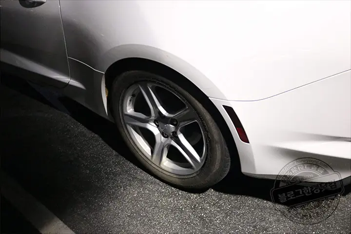 알라모 이코노미카렌탈스 미국 여행 렌터카 풀커버리지의 중요성 렌터카 2회 변경 사연 (운전자 과실 플랫 타이어 3개)