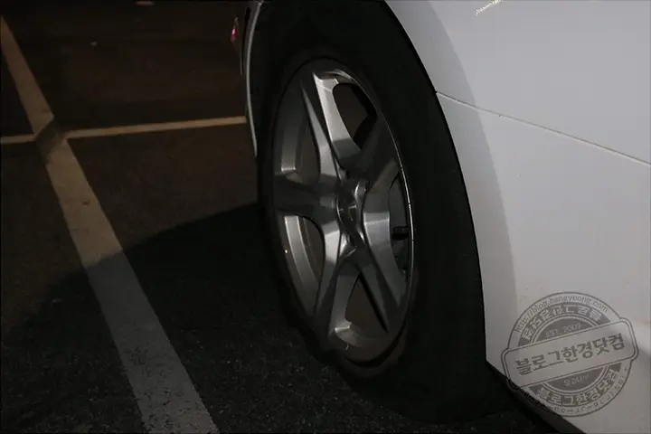 알라모 이코노미카렌탈스 미국 여행 렌터카 풀커버리지의 중요성 렌터카 2회 변경 사연 (운전자 과실 플랫 타이어 3개)