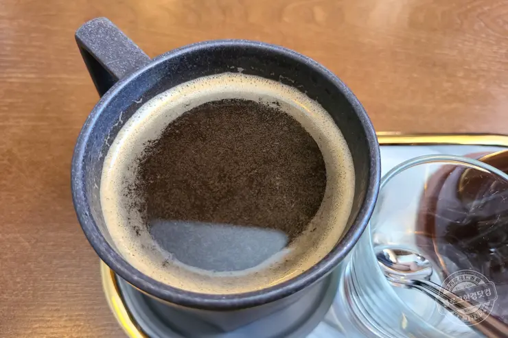 키리엘 카페 경춘선 남춘천역 인근 자그마한 감성 카페 내돈내산