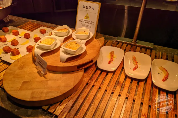 바이킹스워프 강남 코엑스점 1인 110달러 무제한 랍스터(바닷가재) 부페 내돈내먹