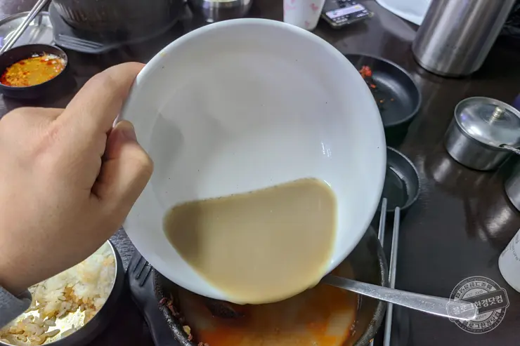 어무이맛 양평해장국 양평 본점 포장을 부르는 맛집 내돈내먹