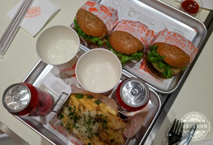 수퍼두퍼 버거 강남점 샌프란시스코 핫플 내돈내먹 후기