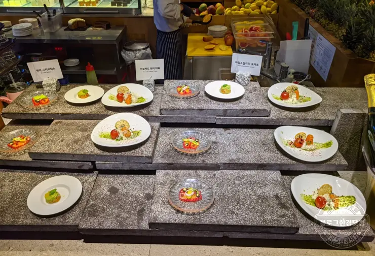 바이킹스워프 잠실점 롯데월드몰 1인 110달러 무제한 랍스터(바닷가재) 뷔페 내돈내먹