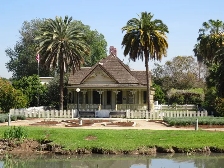 풀러튼 수목원 (Fullerton Arboretum)