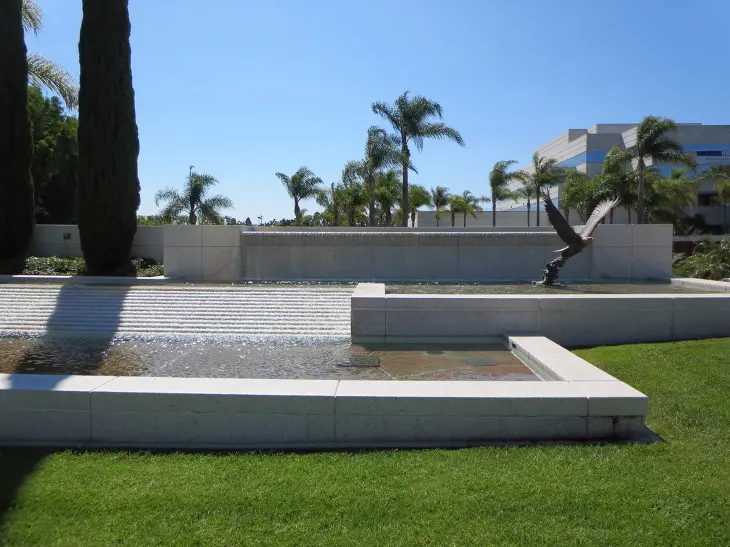 미국 캘리포니아 오랜지 카운티 수정교회, 현재는 그리스도 대성당에 가다.