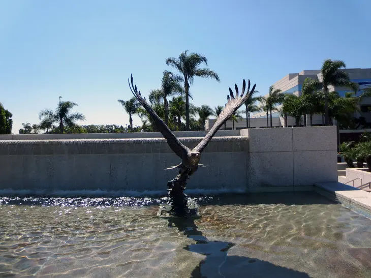 미국 캘리포니아 오랜지 카운티 수정교회, 현재는 그리스도 대성당에 가다.