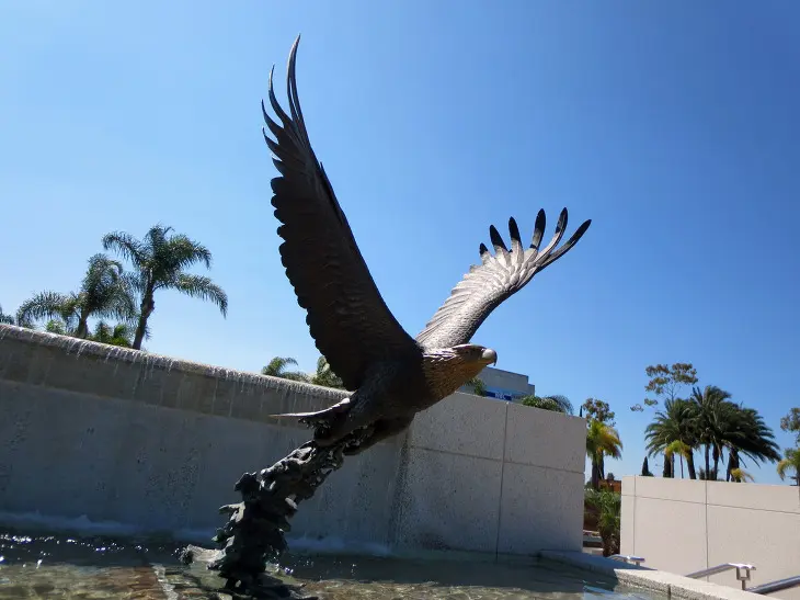 미국 캘리포니아 오랜지 카운티 수정교회, 현재는 그리스도 대성당에 가다.