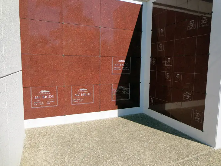 미국 캘리포니아 오랜지 카운티 수정교회, 현재는 그리스도 대성당에 가다.