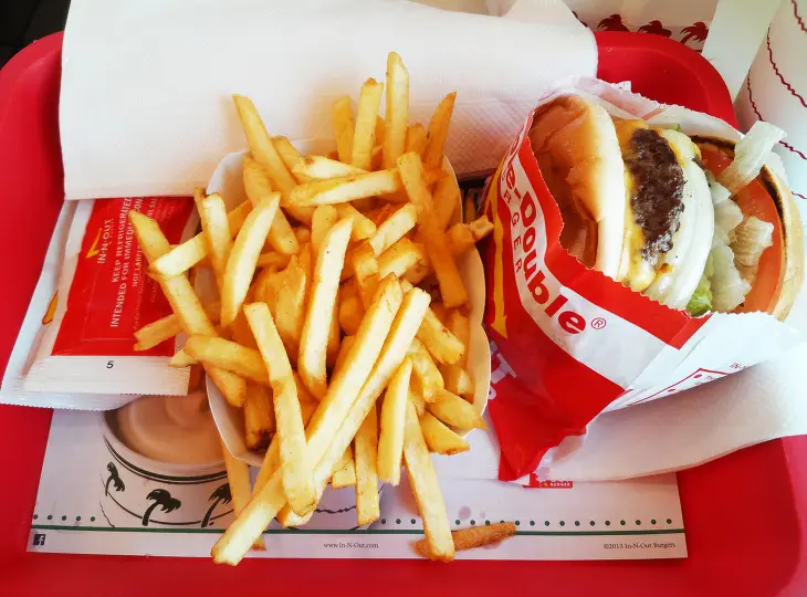 캘리포니아 명물 인엔아웃 버거, IN-N-OUT BURGER