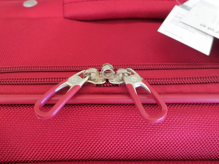 4-Piece Samsonite Lightweight Luggage Set 구매후기