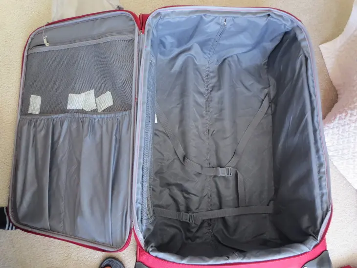 4-Piece Samsonite Lightweight Luggage Set 구매후기