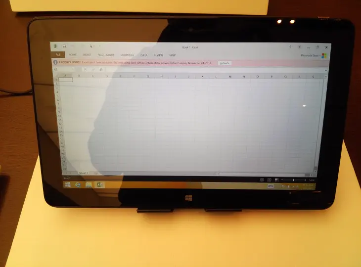Dell Venue 11 Pro, Microsoft 오프 매장에서 만나다.