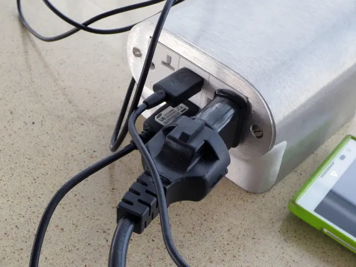 시애틀에서 나리타행 UNITED UA875 (777-200) 항공편