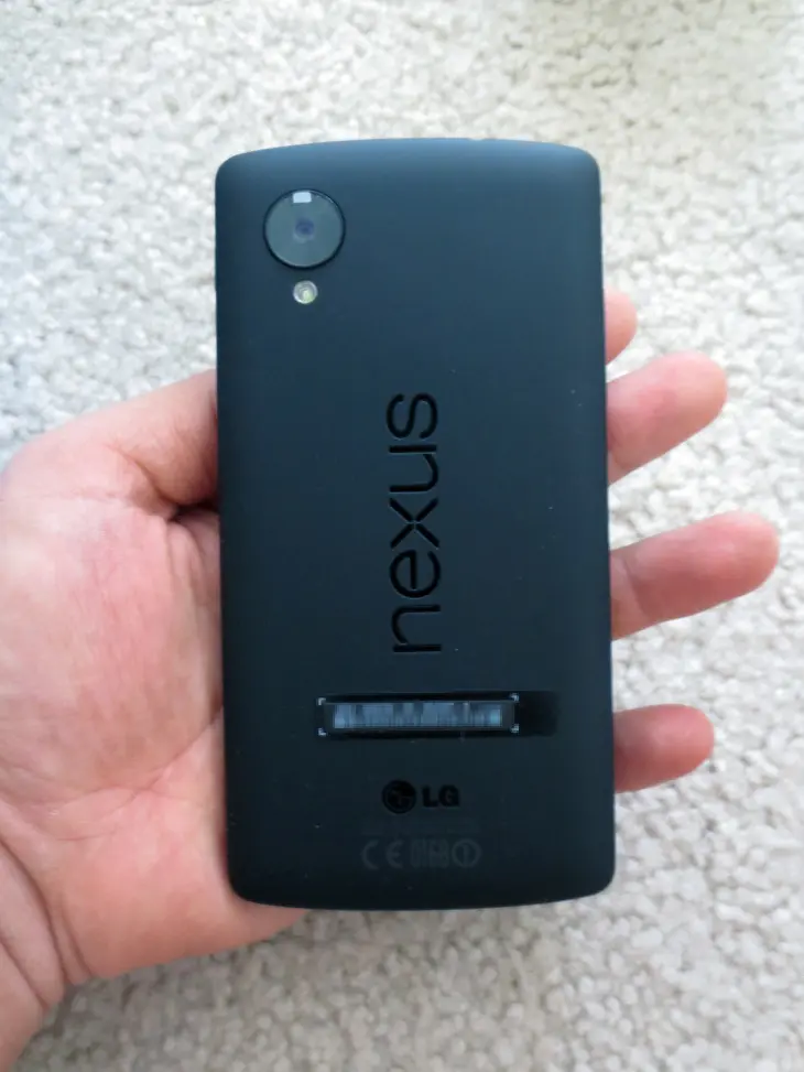 NEXUS 5, 도도한 녀석을 만나다.