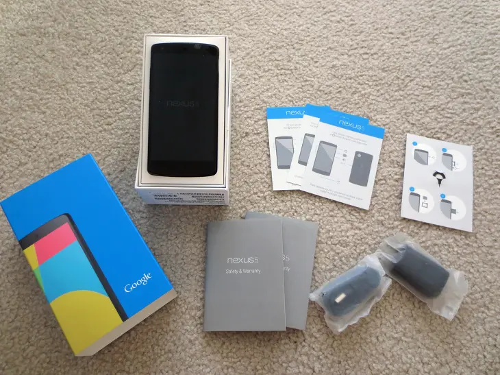 NEXUS 5, 도도한 녀석을 만나다.