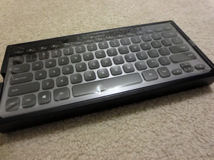 로지텍 블루투스 키보드 Logitech K810 수령 및 개봉기