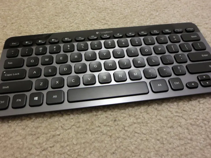 로지텍 블루투스 키보드 Logitech K810 수령 및 개봉기