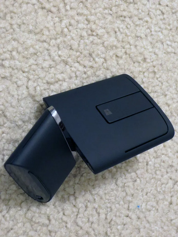 기능이 다양한 레노보 무선 터치 마우스 N700