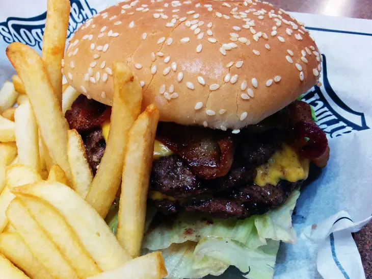 정통 수제버거의 진수!! 파머보이즈 버거!!