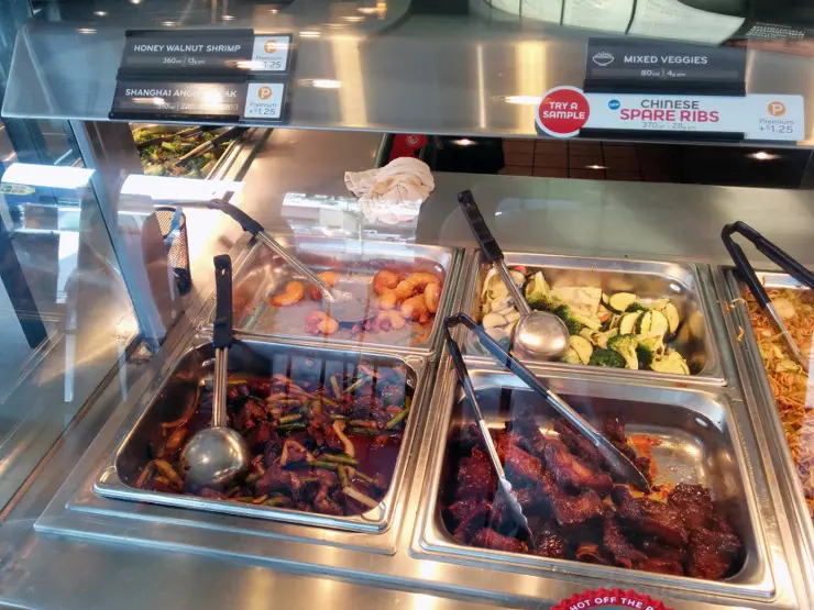 정통을 가장한 차이니즈 패스트푸드 레스토랑 “판다 익스프레스”