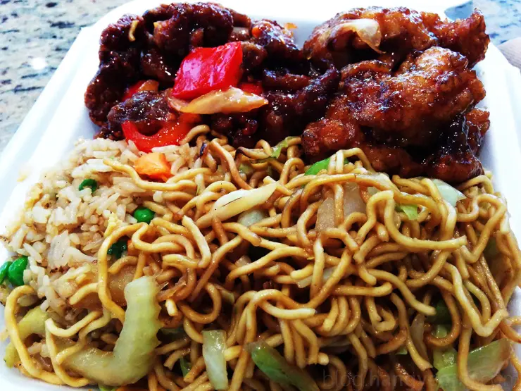 정통을 가장한 차이니즈 패스트푸드 레스토랑 “판다 익스프레스”