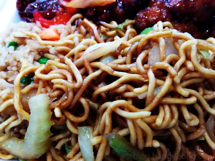 정통을 가장한 차이니즈 패스트푸드 레스토랑 “판다 익스프레스”