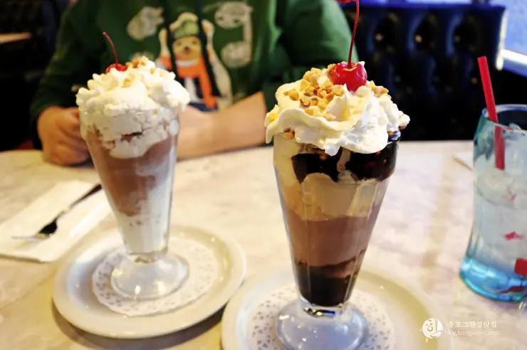 Farrell’s Ice Cream Parlour Restaurant, 60년을 이어온 맛 서던 캘리포니아의 명물 아이스크림 레스토랑