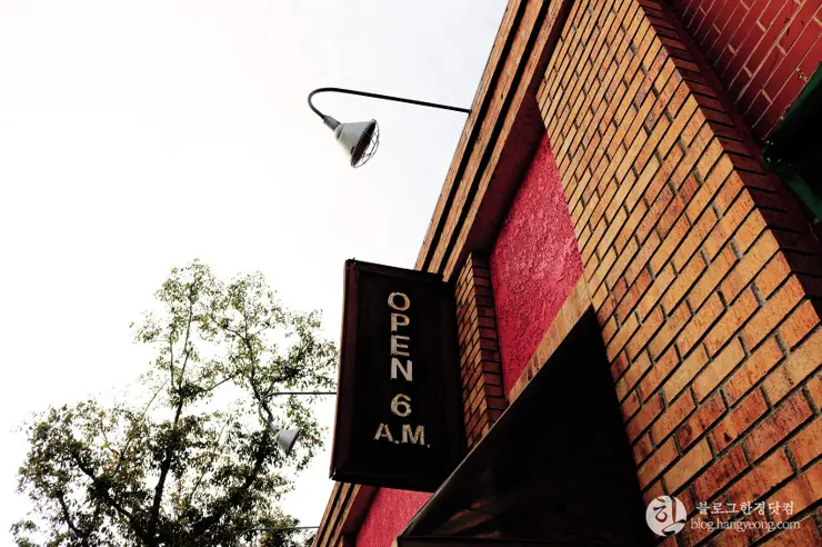 오렌지시티 올드타운(Old Towne Historic District, City of Orange), 미국 인사동 거리