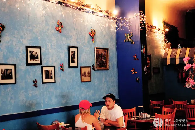 오렌지시티 올드타운(Old Towne Historic District, City of Orange), 미국 인사동 거리