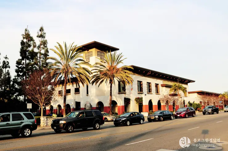 오렌지시티 올드타운(Old Towne Historic District, City of Orange), 미국 인사동 거리