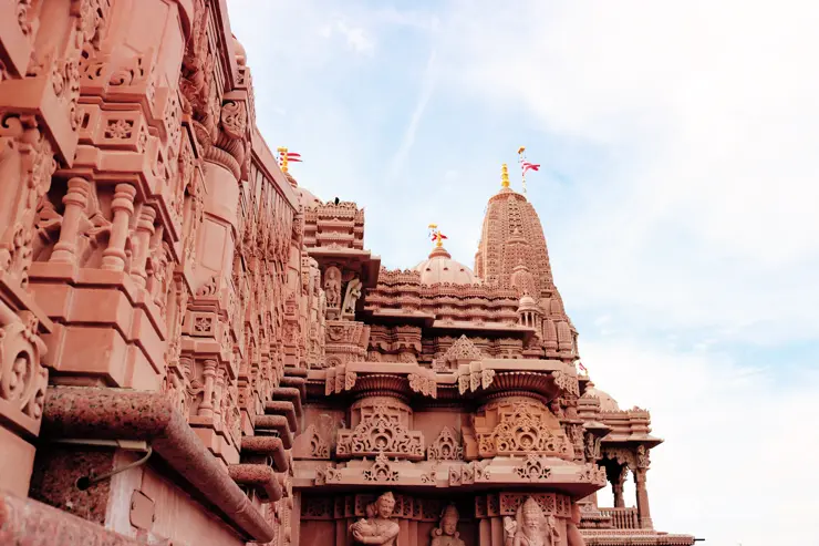 힌두교 사원(BAPS Shri Swaminarayan Mandir) 미국에도 이런 곳이? 동양 문화의 꽃